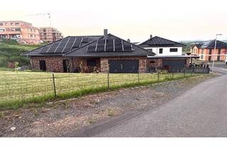 Einfamilienhaus kaufen in 35066 Frankenberg, Frankenberg (Eder) - Lichtdurchfluteter Klinker-Bungalow (BJ 2025): 161m² Wohnfläche,