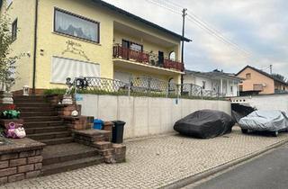 Haus kaufen in 97773 Aura, Aura im Sinngrund - Großzügiges zwei Familien Haus