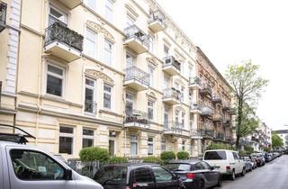 Wohnung kaufen in Osterstraße, 20255 Eimsbüttel, Im Herzen von Eimsbüttel: 2,5-Zimmer Altbau mit Balkon - Nahe Osterstraße