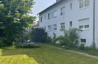 Wohnung kaufen in 53179 Bonn, Charmante Hochparterre-Wohnung mit Garten in Bonn Rüngsdorf mit 81 m² Wfl