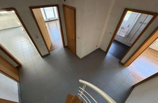 Wohnung kaufen in 32427 Minden, Familienfreundliche 4-Zimmer-Maisonettewohnung mit großem Balkon in ruhiger Toplage von Minden