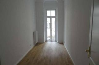 Wohnung kaufen in Greifswalder Straße 220, 10405 Prenzlauer Berg, 2-Zimmer Wohnung in bester Lage