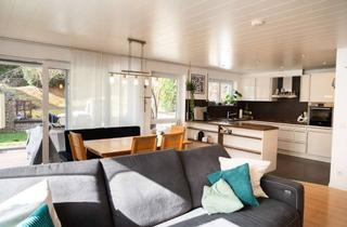 Wohnung kaufen in 71739 Oberriexingen, Ihr neues Zuhause: Moderne EG-Wohnung mit großem Garten, 2 Terrassen & viel Komfort