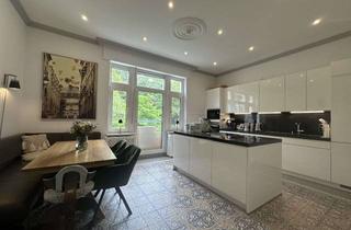 Wohnung kaufen in 61462 Königstein, Provisionsfreie Altbauwohnung mit Südwest-Terrasse, Kamin & Burgblick in Königstein