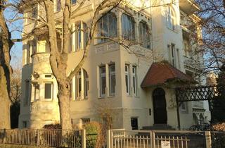 Wohnung kaufen in Mollstraße 58, 68165 Schwetzingerstadt, Helle Altbauwohnung mit großer Südterrasse am Unteren Luisenpark!