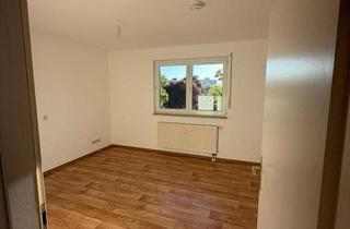 Wohnung mieten in Max-Josef-Weg, 69181 Leimen, Gepflegte 2-Zimmer-Wohnung mit Balkon im 3. OG in Leimen
