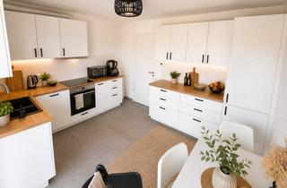 Wohnung mieten in Edenkobener Straße, 01471 Radeburg, Familienfreundliche 4 Raumwohnung (122 m²) mit EBK, Terrasse und Balkon