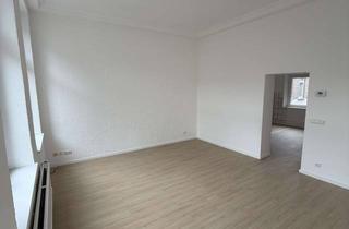 Wohnung mieten in Adolfstraße, 47803 Inrath/Kliedbruch, Frisch renovierte 2-Zimmer-Altbauwohnung in Krefeld Inrath-Kliedbruch