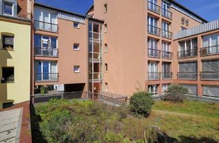 Wohnung mieten in Penzstr. 10, 90419 Nürnberg, Geräumige und ruhige 2 Zimmer Wohnung - Dachterrasse gem. + TG Stellplat