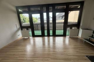 Wohnung mieten in Springstr., 65604 Elz, Gemütliche 3 ZKB auf 2 Ebenen mit Balkon und offener Küche in ruhiger Lage von Elz