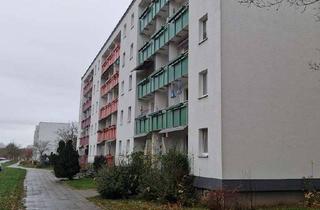 Wohnung mieten in Ziolkowskistraße 64, 19063 Mueßer Holz, Nach Herrichtung Vermietung ab 15.07.2026 4-Raum mit Balkon und Badewanne