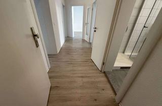 Wohnung mieten in Pestalozzistraße 31, 09130 Sonnenberg, 1. OG mit EBK *** / Balkon an der Küche / WG-geeignet - frei ab 1.9.26