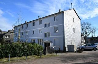 Wohnung mieten in Essener Straße 12, 45529 Hattingen, Drei-Zimmer-Wohnung mit neuem Boden, Südbalkon und guter Raumaufteilung in Hattingen-Niederwenigern