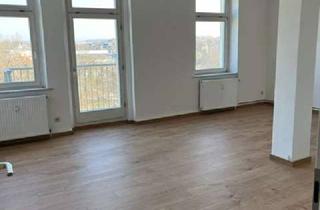 Wohnung mieten in 08468 Reichenbach, 6-Zimmer-Altbauwohnung mit Balkon, 2 Bädern, Stellplatz und Garten
