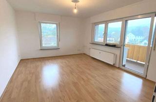 Wohnung mieten in Altkönigstr. 15, 65779 Kelkheim, RENOVIERT - Sehr schöne 3 Zimmer Wohnung mit Balkon