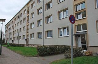 Wohnung mieten in Max-Reichpietsch-Weg 13, 23968 Wendorf, Große 3-Zimmer-Wohnung mit Balkon in Wendorf