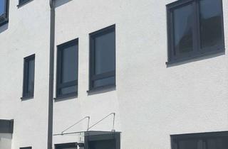 Wohnung mieten in Bahnhofstraße, 67590 Monsheim, Barrierefrei - Erdgeschoss Wohnung mit eigenem Garten