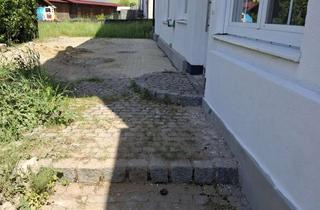 Wohnung mieten in Burgharting 11, 84434 Kirchberg, EG Wohnung Terrasse Garten DG 4 Zimmer Bad auf dem Land