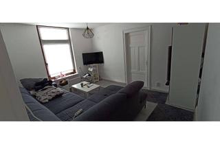 WG-Zimmer mieten in 24534 Innenstadt, Gesucht wird ein Mitbewohner . Der ein Wohnzimmer mit ein klein Zimmer mieten will.