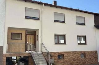 Haus kaufen in 66793 Saarwellingen, Reihenmittelhaus in schöner Wohnlage