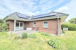 Haus kaufen in 25842 Langenhorn, Neuwertiger ebenerdiger Winkelbungalow (barrierearm, energieoptimiert) PV u. Solarthermie