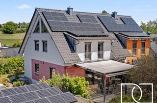 Einfamilienhaus kaufen in 95490 Mistelgau, Raumwunder! Energieeffizientes Einfamilienhaus mit Wintergarten, Pool und traumhaftem Garten