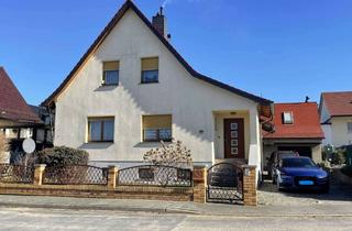 Einfamilienhaus kaufen in 01561 Lampertswalde, Einfamilienhaus mit 160 m² Wohnfläche & Doppelgarage zu verkaufen