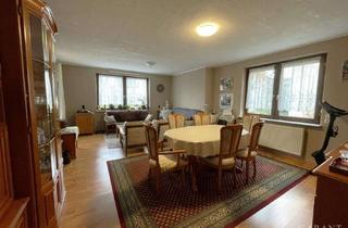 Mehrfamilienhaus kaufen in 70734 Fellbach, Mehrfamilienhaus in ruhiger Lage!