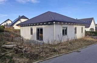 Haus kaufen in 09427 Ehrenfriedersdorf, Neubau-Bungalow mit großem Potenzial in Ehrenfriedersdorf!
