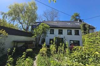 Bauernhaus kaufen in 53940 Hellenthal, Historisches Bauernhaus mit viel Charme, Gartenidylle und vielseitigem Nutzungspotenzial