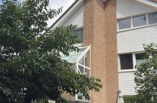 Haus kaufen in 90592 Schwarzenbruck, Stadtnahes Haus im Grünen - ideal für Selbständige und Familien