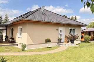 Haus mieten in 15370 Fredersdorf-Vogelsdorf, Moderner Bungalow mit Garten & Garage