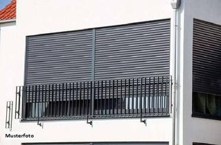 Anlageobjekt in Hermann-Löns-Str.. xxx, 65719 Hofheim am Taunus, Fünffamilienhaus, 2 Garagen, 3 Stellplätze + Kapitalanlage +