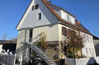 Wohnung mieten in 71254 Ditzingen, Charmante 4-Zimmerwohnung in kernsaniertem Fachwerkhaus (Doppelhaushälfte EG, 1.OG, Garten)