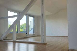 Lofts mieten in Nollendorfstraße 50, 45472 Heißen, Lichtdurchflutete Wohnung mit Loft-Charme und Balkon in Mülheim