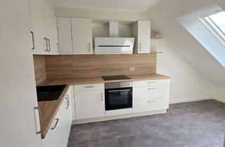 Wohnung mieten in Alte Heerstraße 15, 38518 Gifhorn, Im Grünen gelegen, stilvoll saniert: 2,5-Zimmer-Dachgeschosswohnung in Gifhorn