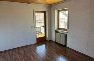 Wohnung mieten in Pfarrer-Rüth-Straße 23, 93333 Neustadt, Alltagstaugliche 3-Zimmer-Wohnung in Bad Gögging