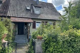 Doppelhaushälfte kaufen in 74575 Schrozberg, KLEIN ABER MEIN: Sanierungsbedürftige Doppelhaushälfte mit schönem Garten