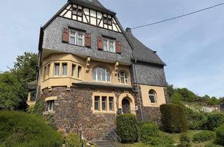 Einfamilienhaus kaufen in 65385 Rüdesheim am Rhein, Seltene Gelegenheit! - Ehemaliges Pfarrhaus mit großem Grundstück und historischem Charakter