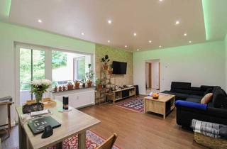 Wohnung kaufen in 35041 Marburg, Stilvolle Eigentumswohnung in ruhiger Waldrandlage von Marburg-Wehrda