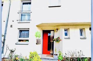 Haus kaufen in Grünberger Straße 47A, 90475 Nürnberg, Top angebundenes RMH in Altenfurt mit Garage – provisionsfrei