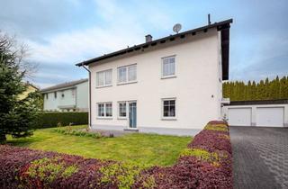 Haus kaufen in 59519 Möhnesee, *** Modernes Wohnen in bester Lage von Möhnesee - Körbecke ***