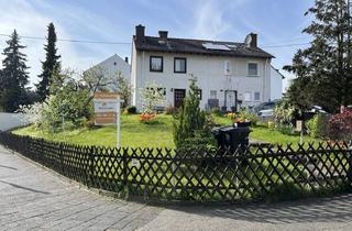 Immobilie kaufen in 65199 Wiesbaden, Abrissgrundstück! Unter Bodenrichtwert! DHH mit großem Garten in Wiesbaden Kohlheck!