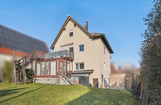 Haus kaufen in 97297 Waldbüttelbrunn, Gepflegtes Zweifamilienhaus in Waldbüttelbrunn