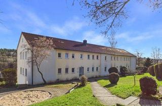 Mehrfamilienhaus kaufen in 90599 Dietenhofen, Attraktives Anlageobjekt mit 8 Wohneinheiten und 3 Garagen