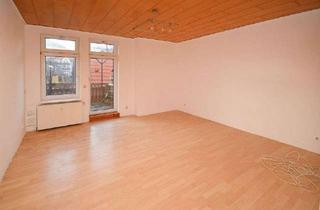 Wohnung kaufen in 38640 Goslar, Renovierungsbedürftige 3-Zimmer-Eigentumswohnung...