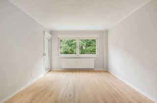 Wohnung kaufen in 41515 Grevenbroich, Sanierte und bezugsfreie 3-Zimmer Wohnung in grüner Lage von Grevenbroich