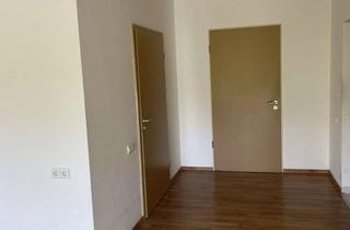 Wohnung kaufen in 02742 Neusalza-Spremberg, Attraktives Wohneigentum in Seniorenresidenz oder Anlageimmobilie.