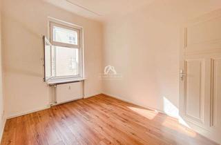 Wohnung kaufen in Alt-Moabit 126, 10557 Tiergarten, MOABIT - ZENTRAL UND RUHIG! SCHÖNE UND GEPFLEGTE ALTBAUWOHNUNG IM GARTENHAUS! PROVISIONSFREI!