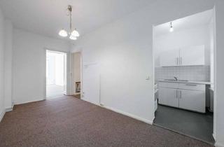 Wohnung kaufen in Sophie-Charlotten-Straße 22A, 14059 Charlottenburg, Charmante 2-Zimmer-Wohnung zum Selbstverwirklichen
